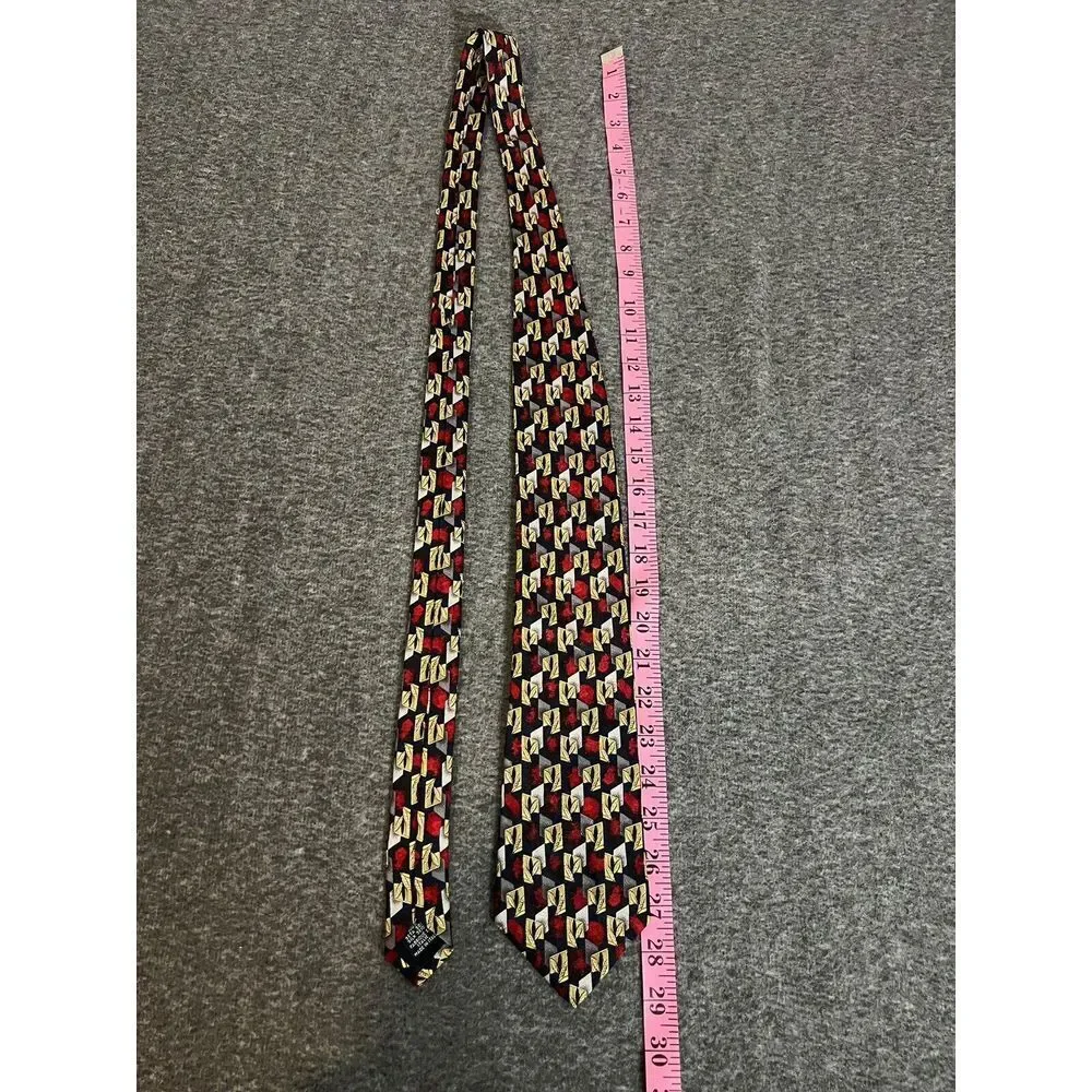 Emanuel Ungaro‎ Paris 100% Silk Tie 29